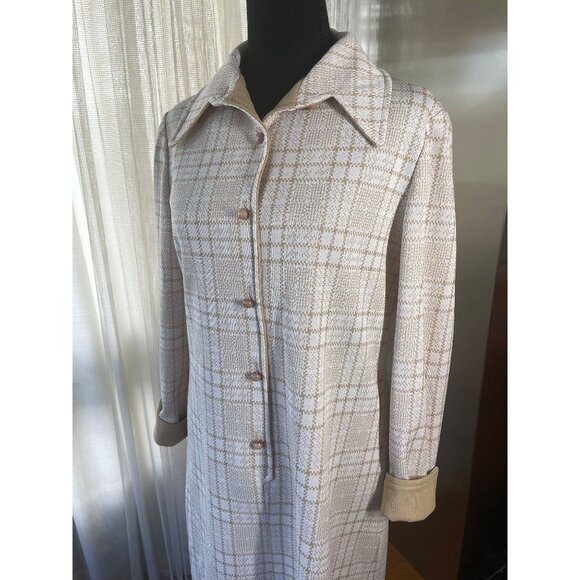 Vintage 70s dress, tan buffalo check pattern, long sleeves, officewear - Picture 3 of 9